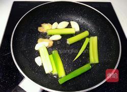 蒸贝贝南瓜的做法图解3