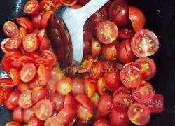 圣女果酸汤鱼的做法图解2