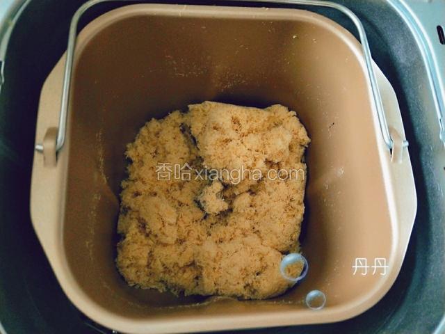 面包机工作完成的样子，已经很细腻了