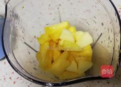 菠萝苹果汁的做法图解3