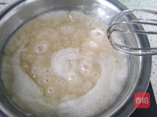 煮制两分钟，不停搅拌