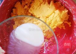 奶香糯米南瓜饼的做法图解10