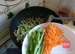 豆角肉片焖面的做法图解16
