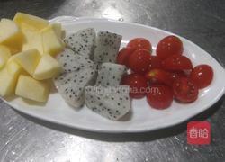 鲜果溜虾球的做法图解1