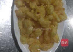 鲜果溜虾球的做法图解2