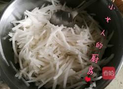 萝卜鸡蛋饼的做法图解1