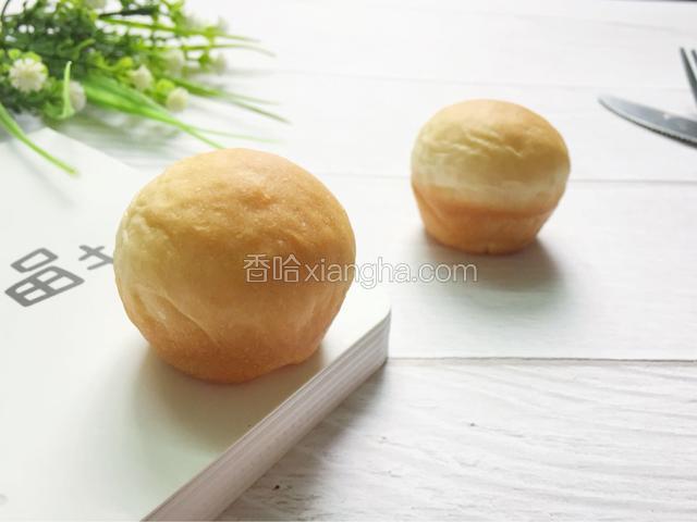 烤后用微波炉手套取出纳凉至手温
