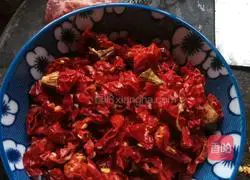 Illustration of how to make stir-fried pork belly with pork belly 2