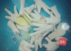 柠檬麻辣凤爪的做法图解1