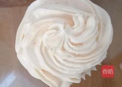 高跟鞋纸杯蛋糕的做法图解2