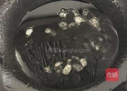 排骨焖饭的做法图解3