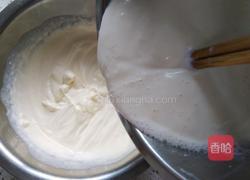 彩虹慕斯蛋糕的做法图解10