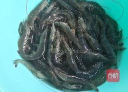 白灼虾的花式摆盘（附味碟做法）的做法图解1