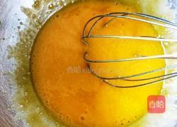 戚风蛋糕的做法图解3