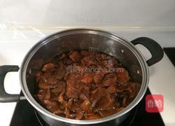 牛肝菌炒土猪肉的做法图解2