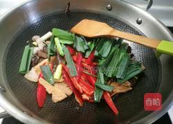 牛肝菌炒土猪肉的做法图解8