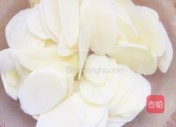 凉拌麻辣土豆片的做法图解1