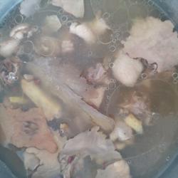 土茯苓红豆鸭汤的做法[图]