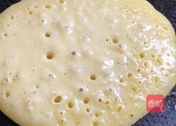 酸奶香蕉松饼的做法图解3