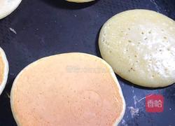 酸奶香蕉松饼的做法图解4