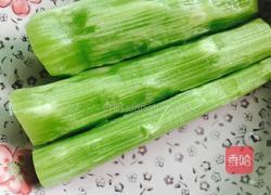 凉拌莴笋丝的做法图解1