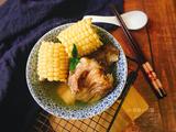 快手玉米山药棒骨汤的做法[图]