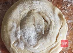椒盐葱油饼的做法图解3