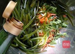 凉拌麻辣海带丝的做法图解6