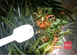 凉拌麻辣海带丝的做法图解8