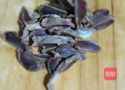 洋葱炒鸡胗的做法图解2