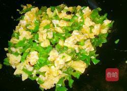 辣椒炒鸡蛋的做法图解8