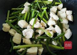 蒜薹炒鸡丁的做法图解11