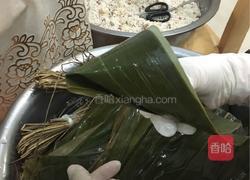 咸蛋五香猪肉粽的做法图解16