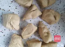 Red Bean Paste Bun Recipe Illustration 5