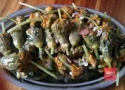 Illustration of how to make stuffed pumpkin flowers 11