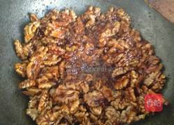 焦糖核桃仁的做法图解5