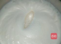 十二寸戚风蛋糕的做法图解4