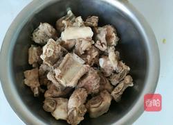 糖醋排骨的做法图解1