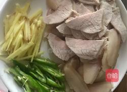 莲白回锅的做法图解1