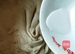 土豆鸡蛋韭菜素馅包子的做法图解6