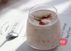 Illustration of how to make peach yogurt smoothie 7