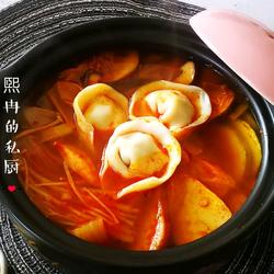 辣白菜饺子锅的做法[图]