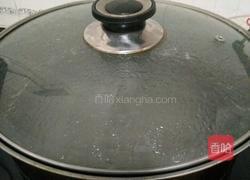 椰汁火龙果西米露的做法图解1