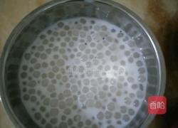 椰汁火龙果西米露的做法图解3