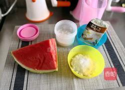 纯天然西瓜汁果冻儿的做法图解1