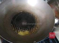 原谅我忘记单拍了～菜椒炒饺瓜的做法图解3