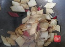 原谅我忘记单拍了～菜椒炒饺瓜的做法图解6