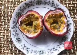 Passion Fruit Fresh Peach Juice Recipe Illustration 3