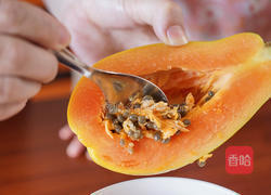 花胶木瓜牛奶冻，颜值超高！的做法图解4