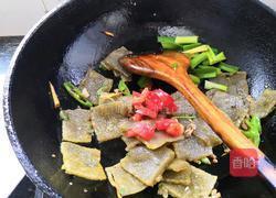 煎炒蕨粑的做法图解8